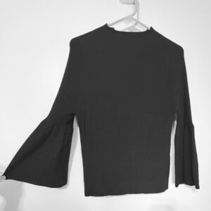 ANTHROPOLOGY Mauve Black Bell Sleeve Sweater